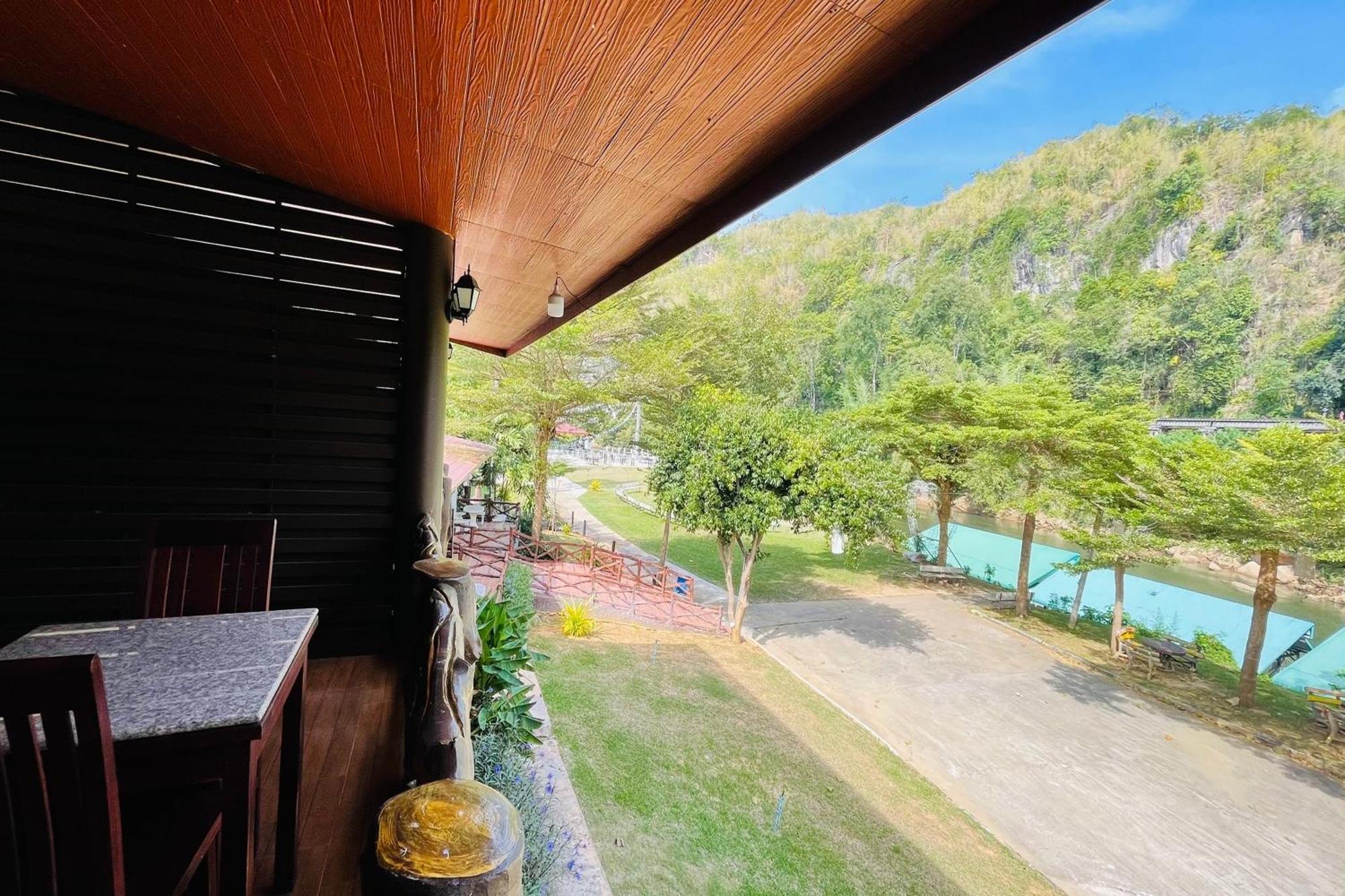 Baan Rim Kwai Paerimnam Resort กาญจนบุรี ภายนอก รูปภาพ