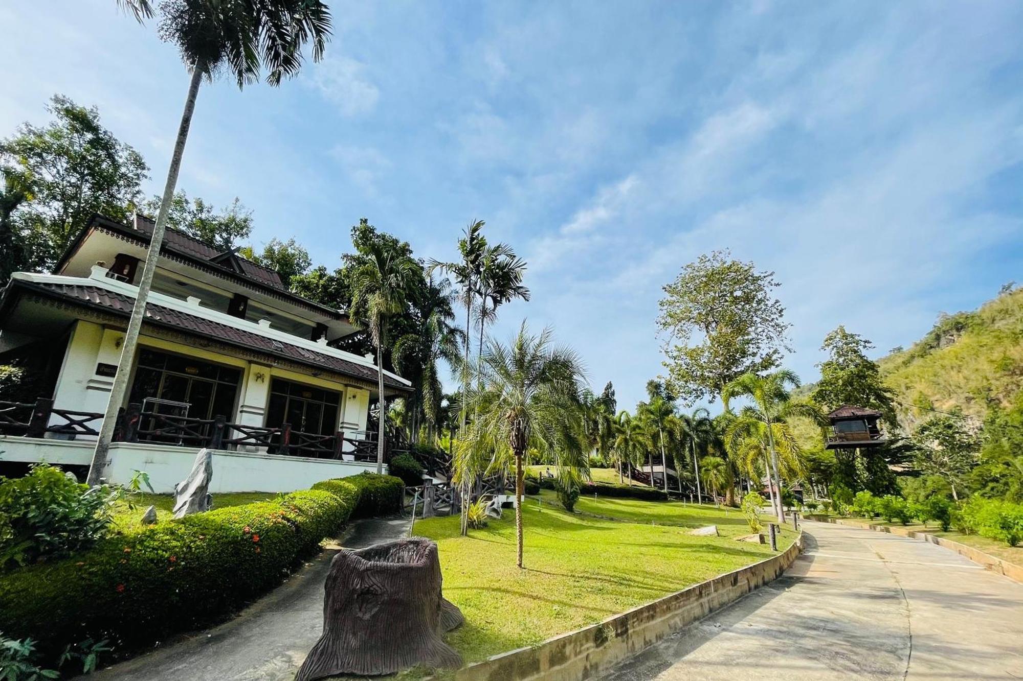 Baan Rim Kwai Paerimnam Resort กาญจนบุรี ภายนอก รูปภาพ